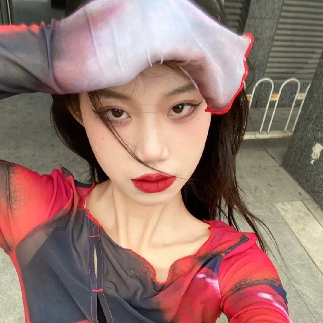 暗黑街美女